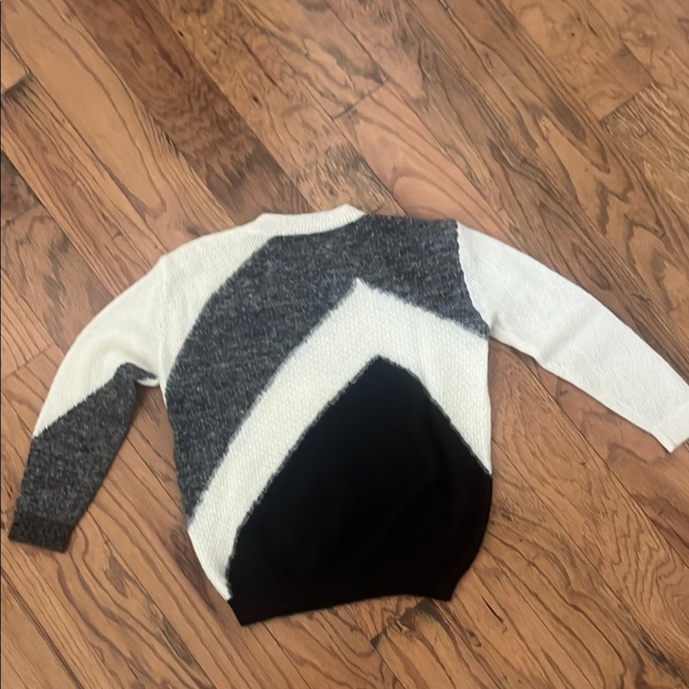 Fendi Monochrome Knit wool sweater - Picture 4 of 6